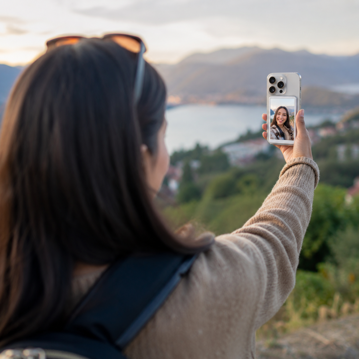 Phone Selfie Monitor